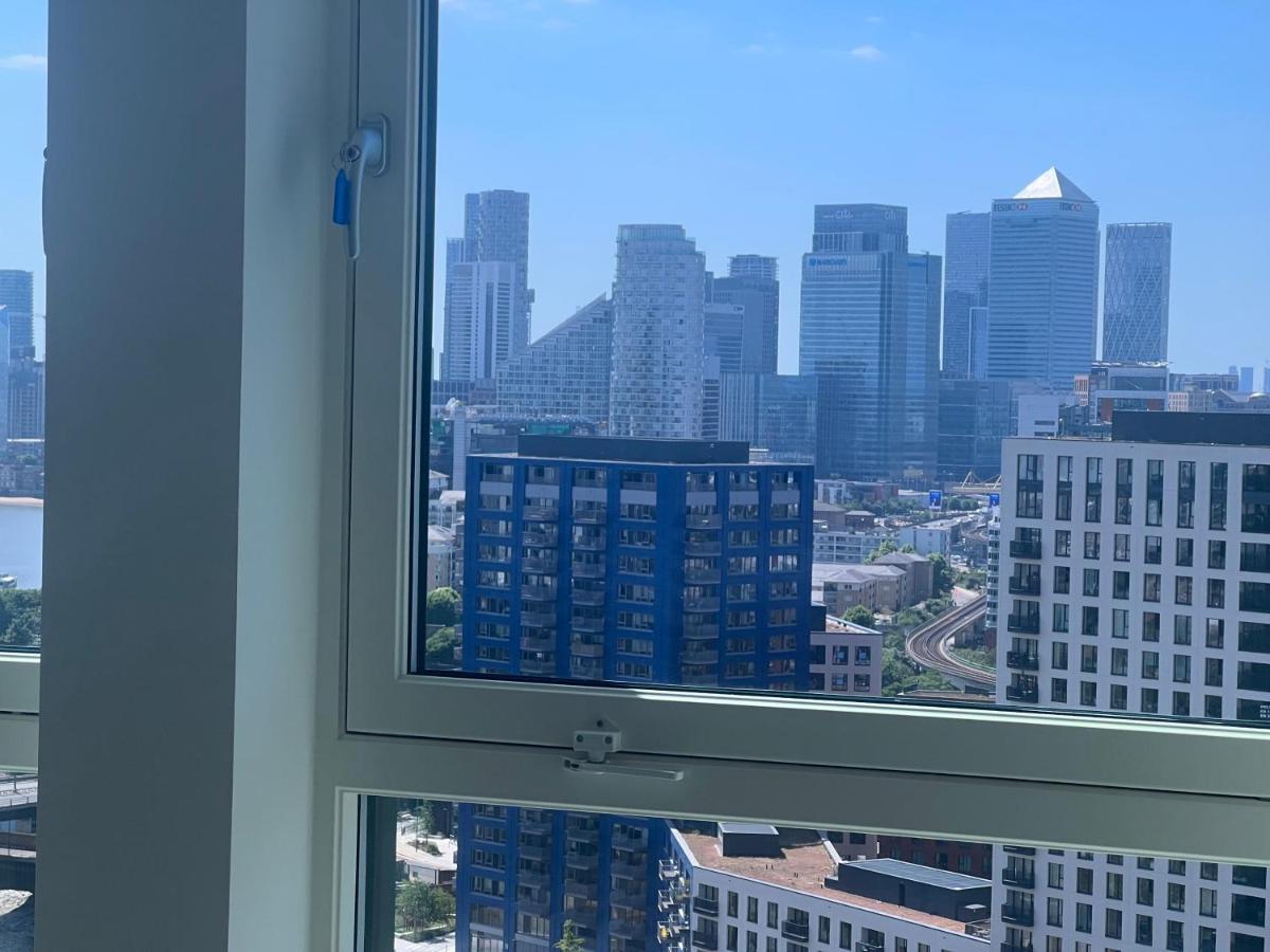 Ac Luxe Penthouse With Free Parking Daire Londra Dış mekan fotoğraf
