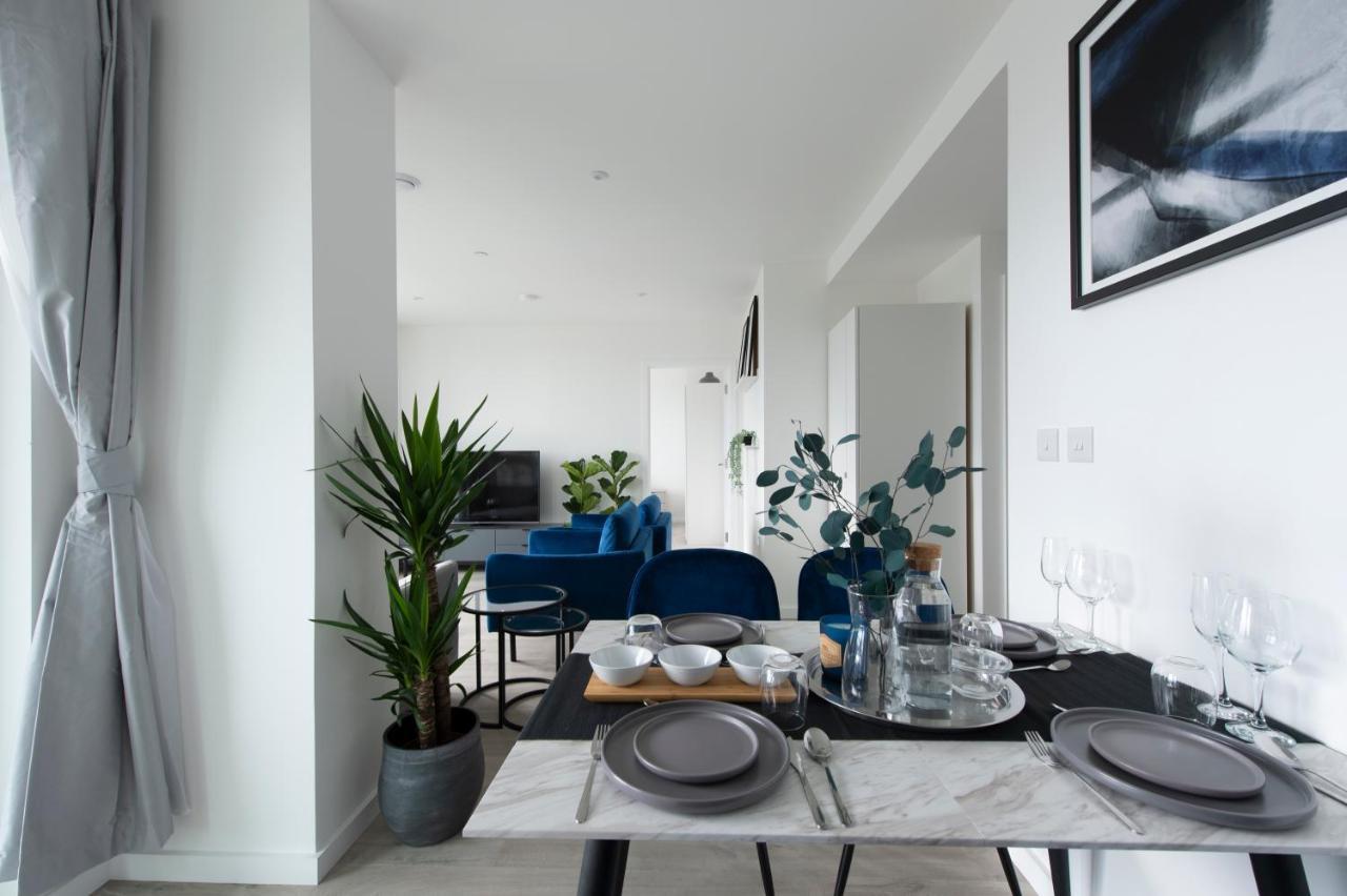 Ac Luxe Penthouse With Free Parking Daire Londra Dış mekan fotoğraf