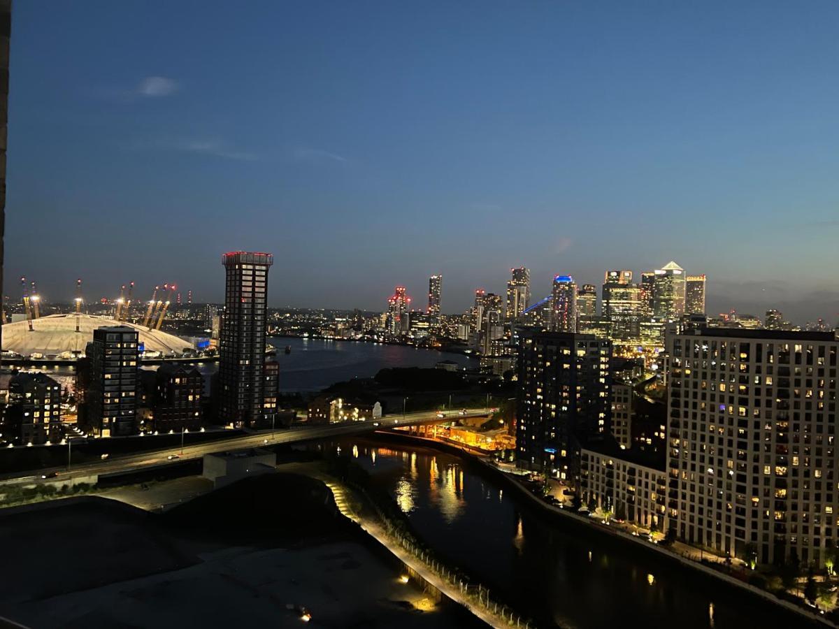 Ac Luxe Penthouse With Free Parking Daire Londra Dış mekan fotoğraf