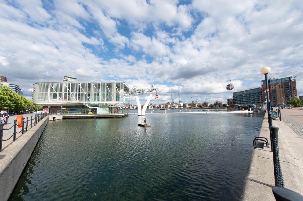 Ac Luxe Penthouse With Free Parking Daire Londra Dış mekan fotoğraf