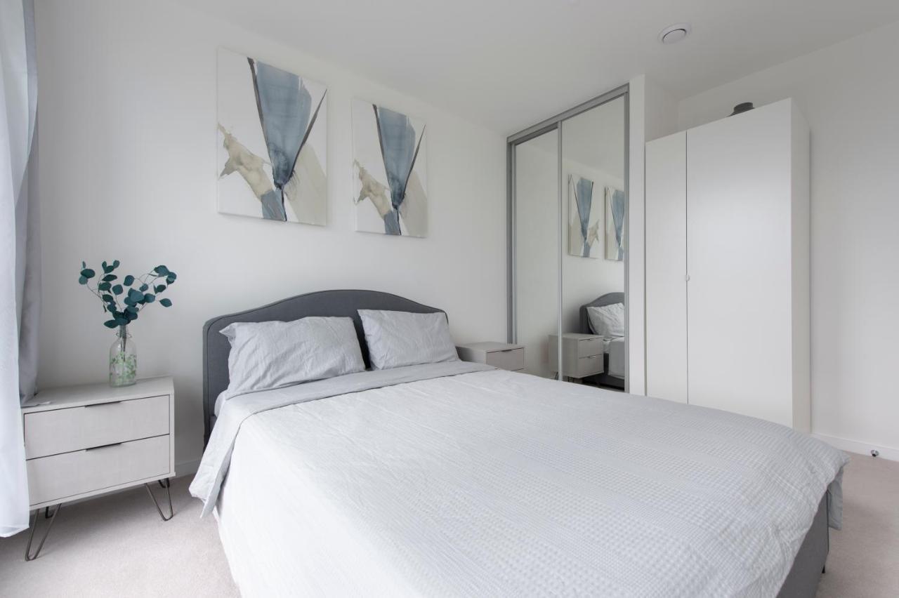 Ac Luxe Penthouse With Free Parking Daire Londra Dış mekan fotoğraf