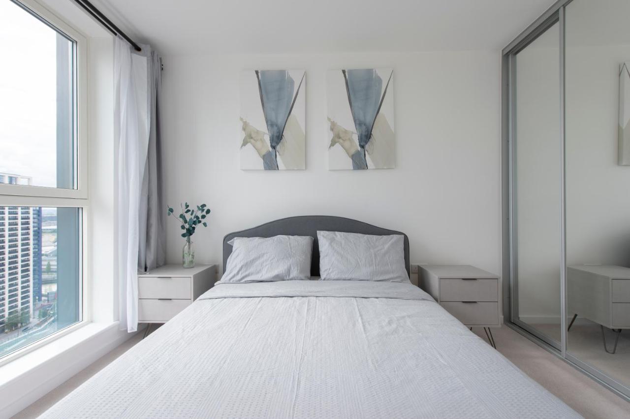 Ac Luxe Penthouse With Free Parking Daire Londra Dış mekan fotoğraf