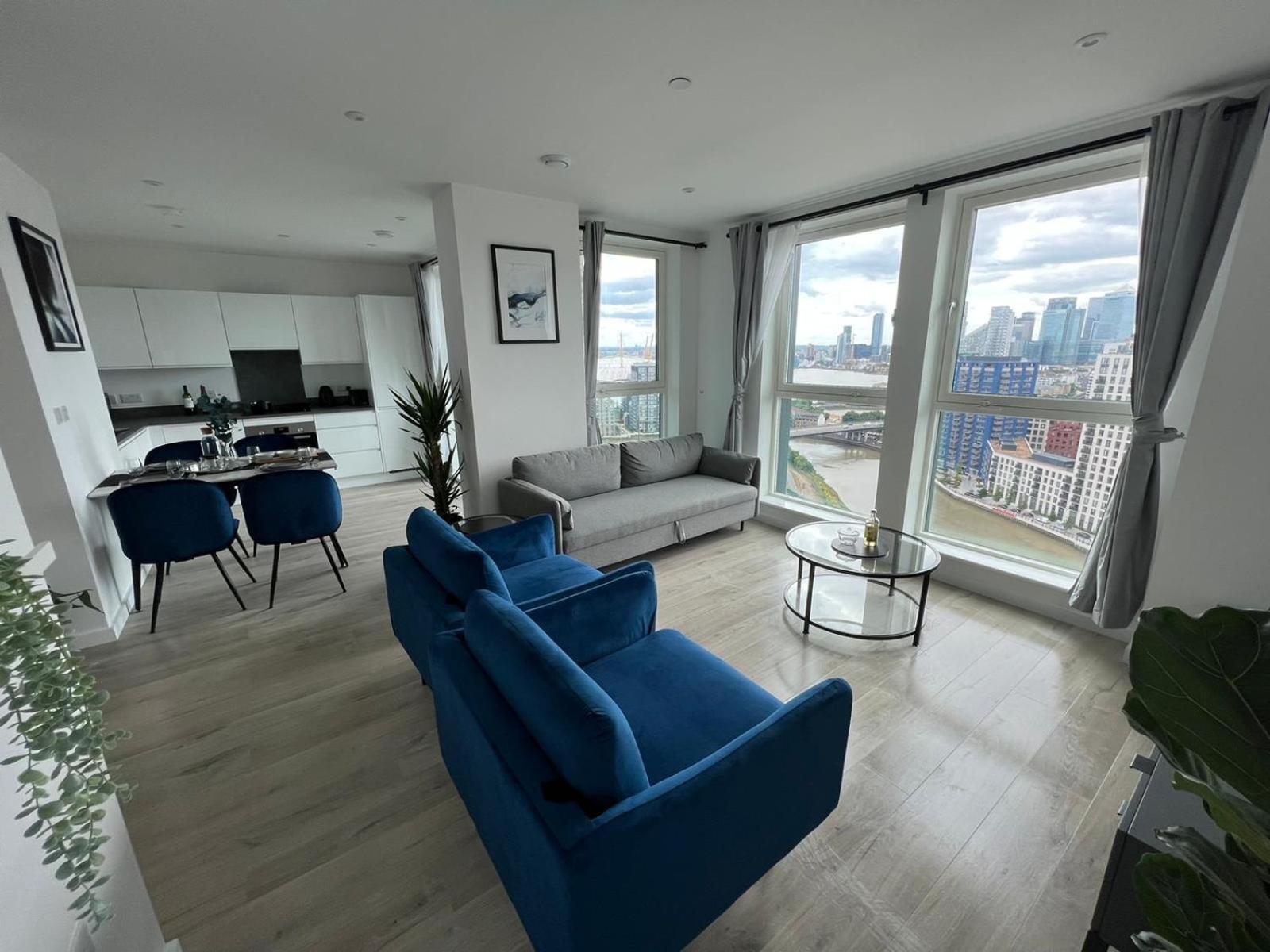 Ac Luxe Penthouse With Free Parking Daire Londra Dış mekan fotoğraf